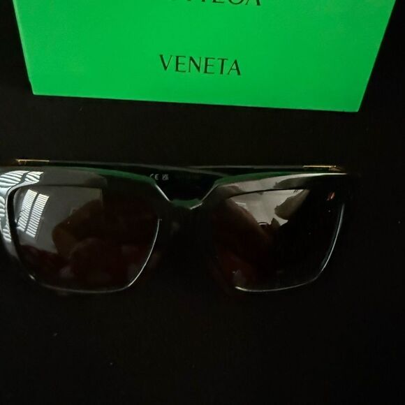 Brand new with box Bottega Veneta Black Sunglasses main image 4